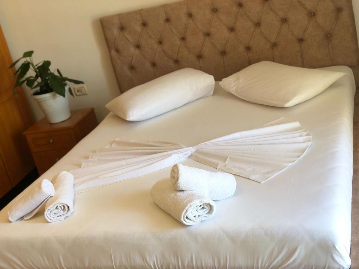 Enia'S Room Saranda Zewnętrze zdjęcie